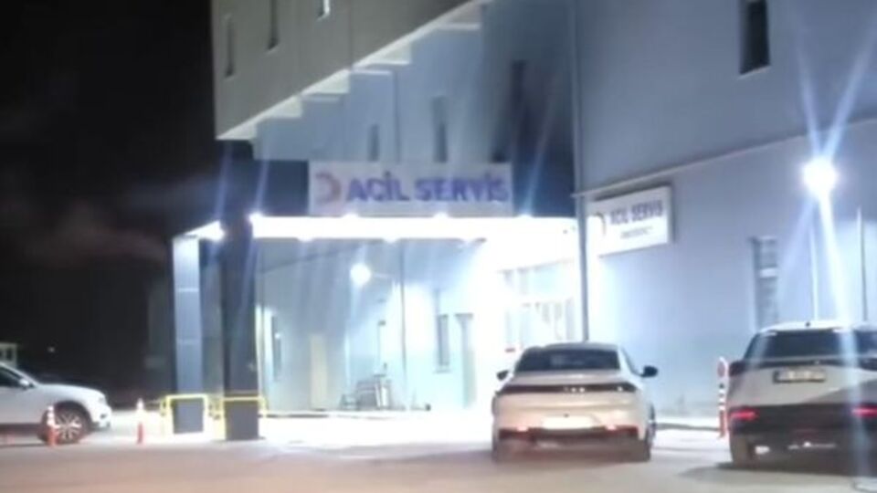 Gıda zehirlenmesi şüphesi: Yaklaşık 100 işçi hastanelik oldu