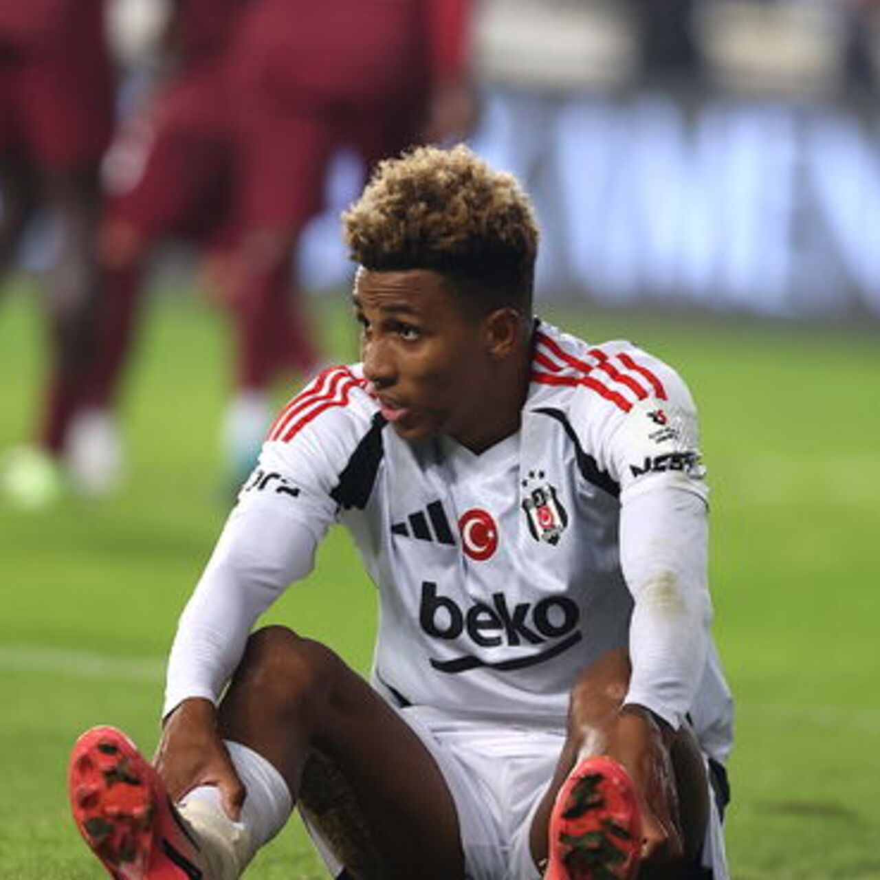 Beşiktaş ezeli rakiplerine karşı galibiyetine hasret!