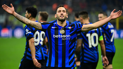Inter'de ayın oyuncusu Hakan Çalhanoğlu!