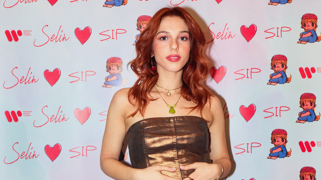 Selin'den yeni şarkı: 'Şıp'