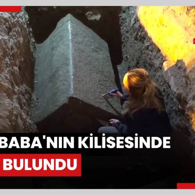 Noel Baba'nın kilisesinde lahit bulundu; Aziz Nikolaos'un mezarı olabilir