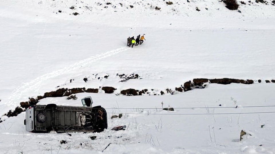 Uçurumda mucize kurtuluş!