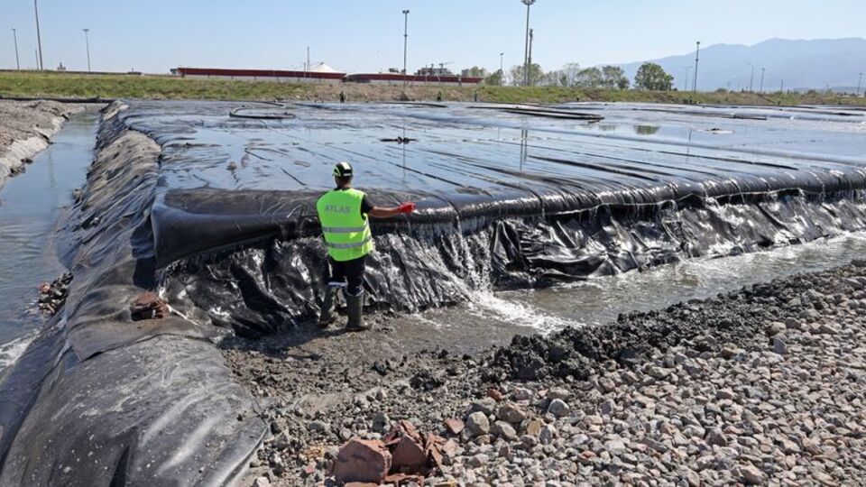 1.5 yılda 66 bin kamyon dip çamuru çıkarıldı