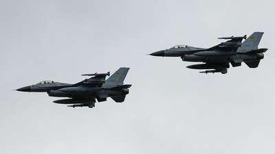 Danimarka'dan Ukrayna'ya F-16 desteği