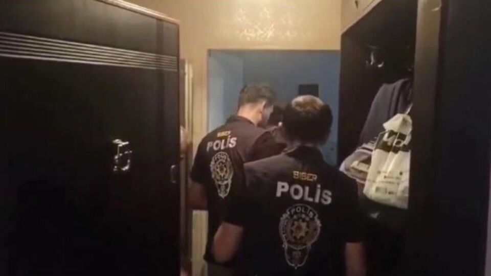 20 milyon dolandırdılar: 14 tutuklanma