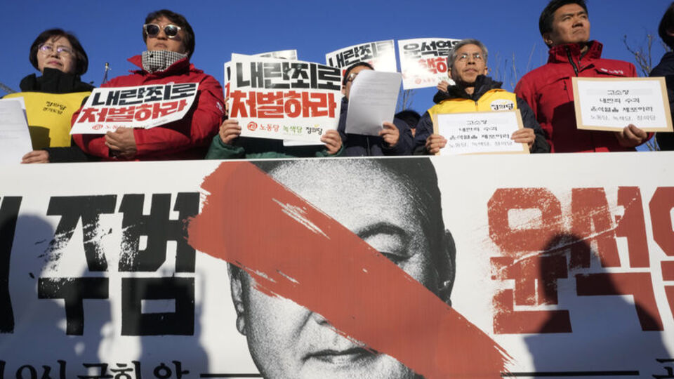 Güney Kore Devlet Başkanı Yoon azledilemedi