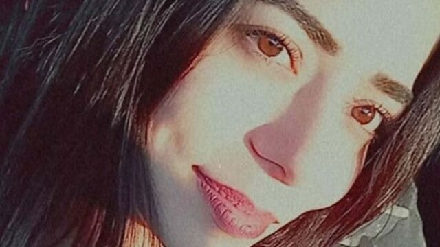 Aracındaki kadın cesedi ile karakola gitti!