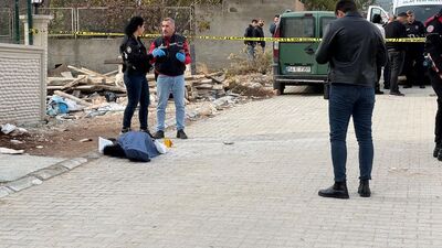 Eşini yeni aldıkları evin önünde öldürdü!