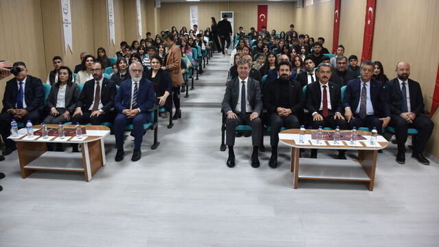 Tan Sağtürk, Şırnaklı gençlerle buluştu