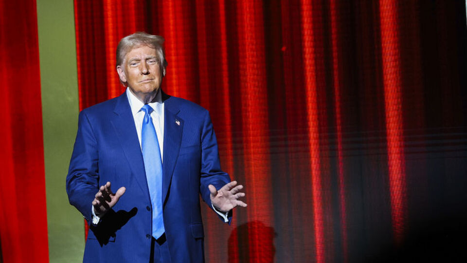 Trump: Suriye'ye karışmamalıyız