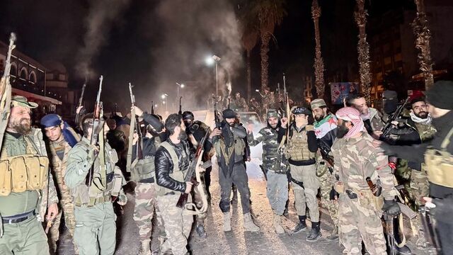 Suriye'nin 'hakim muhalifi' HTŞ nedir?