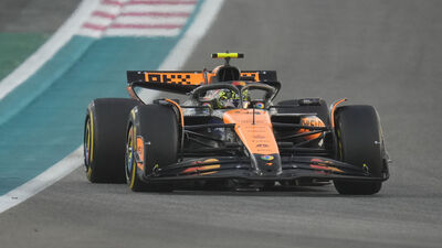 Formula 1'de şampiyon McLaren!