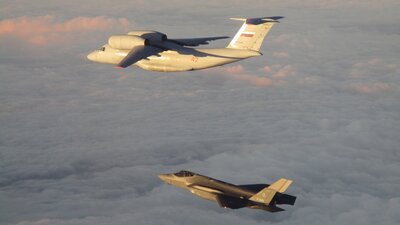 Hollanda, Rus savaş uçaklarına önleme yaptı