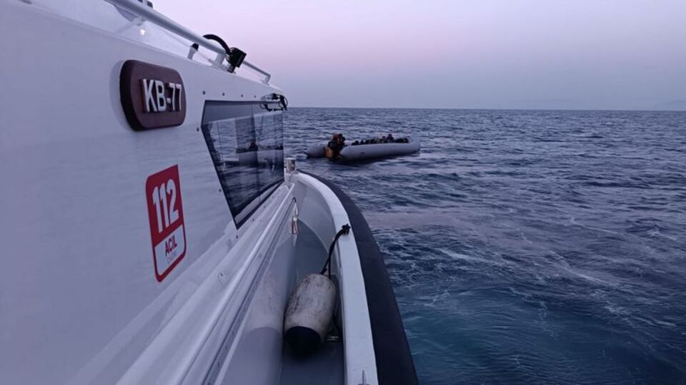 Ege'de göçmen faciası! 2 can kaybı var