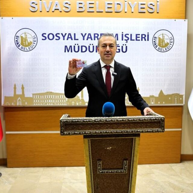Sivas Belediyesi'nden emeklilere aylık 2 bin lira