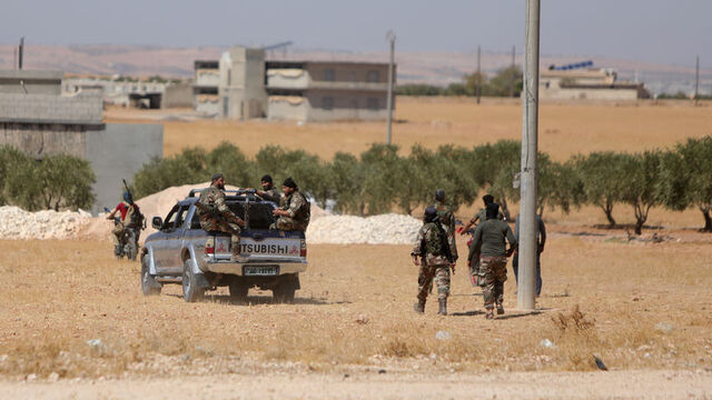 YPG Deyri Zor'dan çekildi