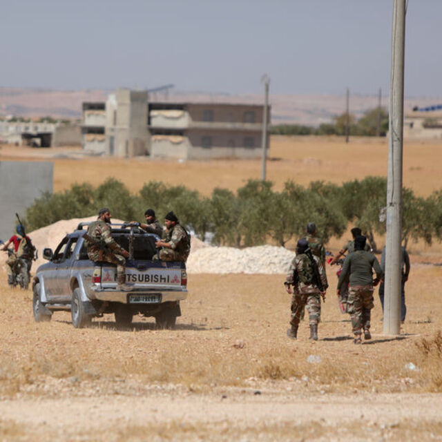 YPG Deyri Zor'dan çekildi