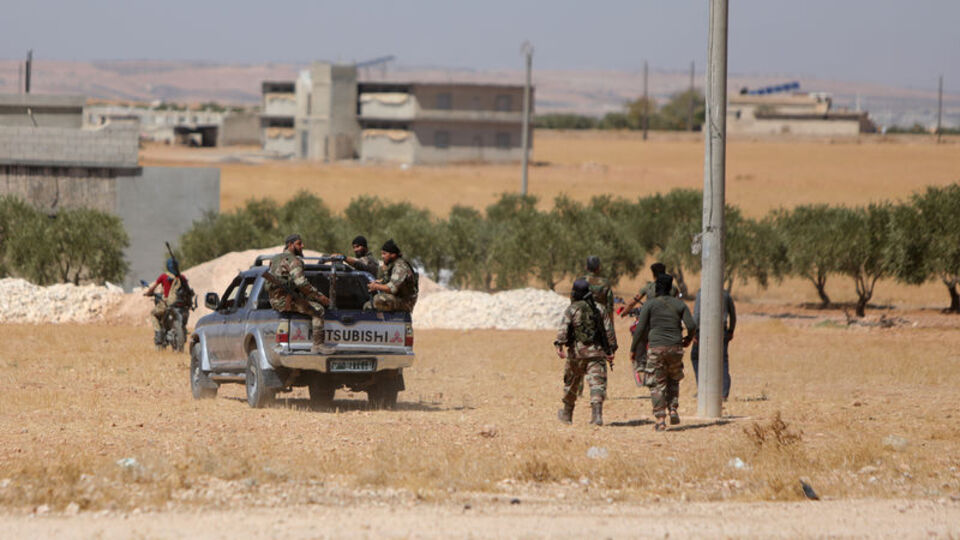 YPG Deyri Zor'dan çekildi