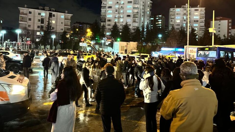 Ankara'da metroda yangın