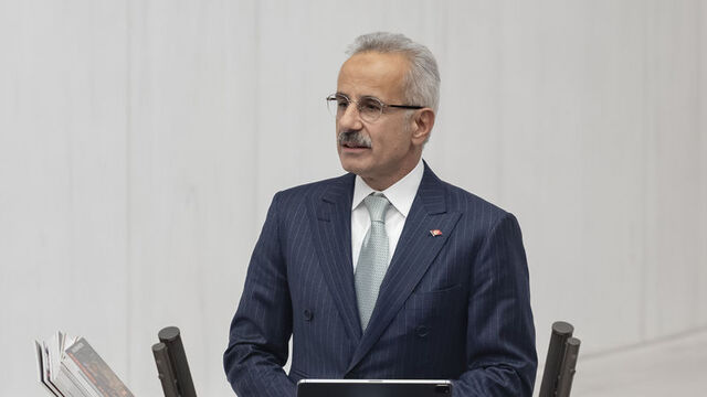 16 yaş altı için sosyal medya düzenlemesi gelecek mi?