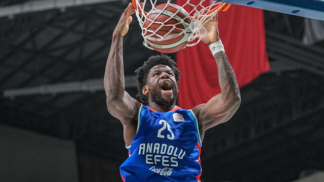 Anadolu Efes, Panathinaikos'u konuk edecek!