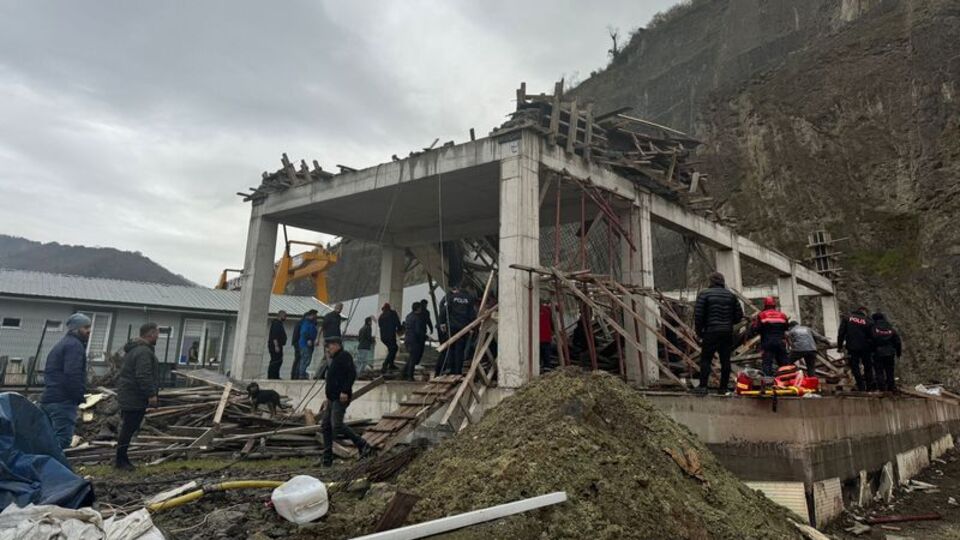 İnşaatta göçük! 1 işçi aranıyor