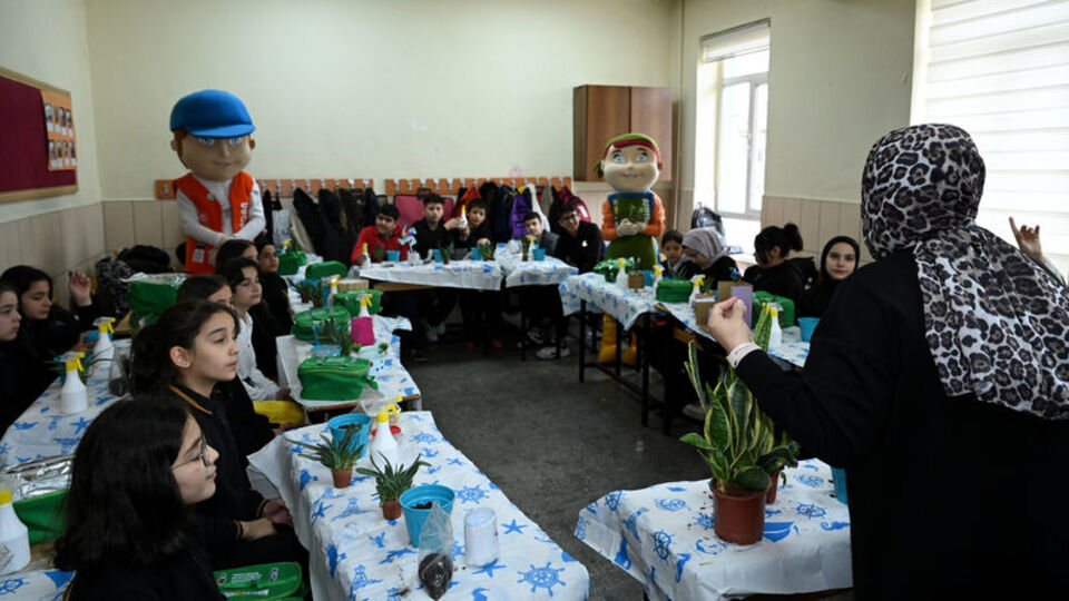 Konya'nın çocukları çiftçiliği öğreniyor