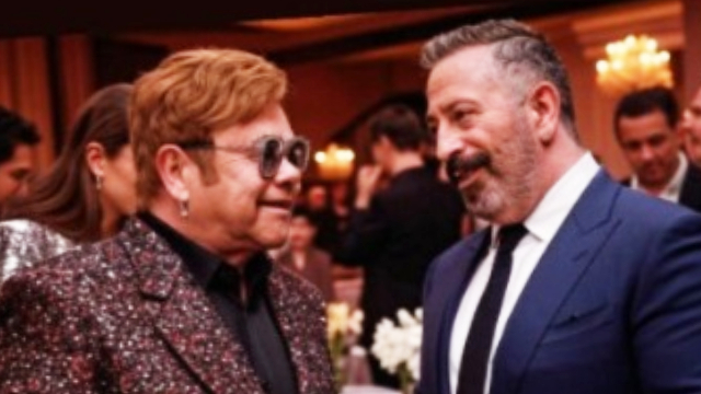 Elton John'lu esprili paylaşımı