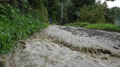 Şiddetli sağanak yağmur ve yoğun kar!
