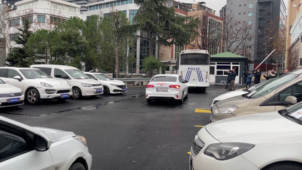 Vicdansızlar çetesi! Deprem bölgesindeki araçların bilgilerini çaldılar