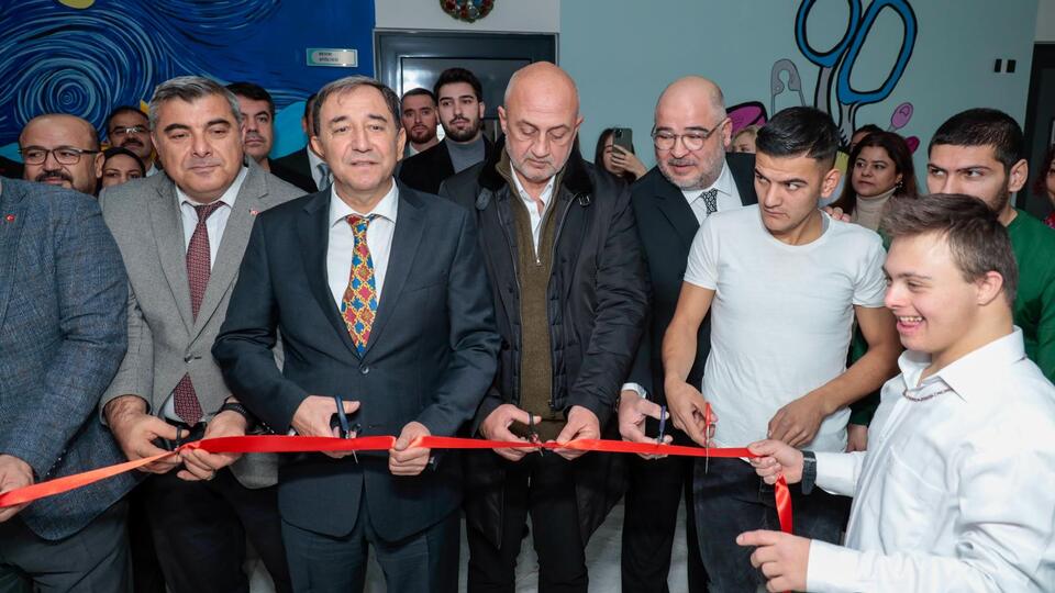 Tureks'ten özel çocuklara atölye