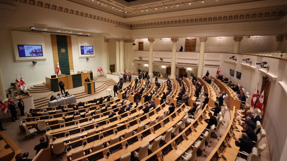 Gürcistan'da 'cumhurbaşkanlığı' tartışması