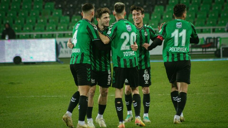 Sakaryaspor'dan kritik 3 puan!