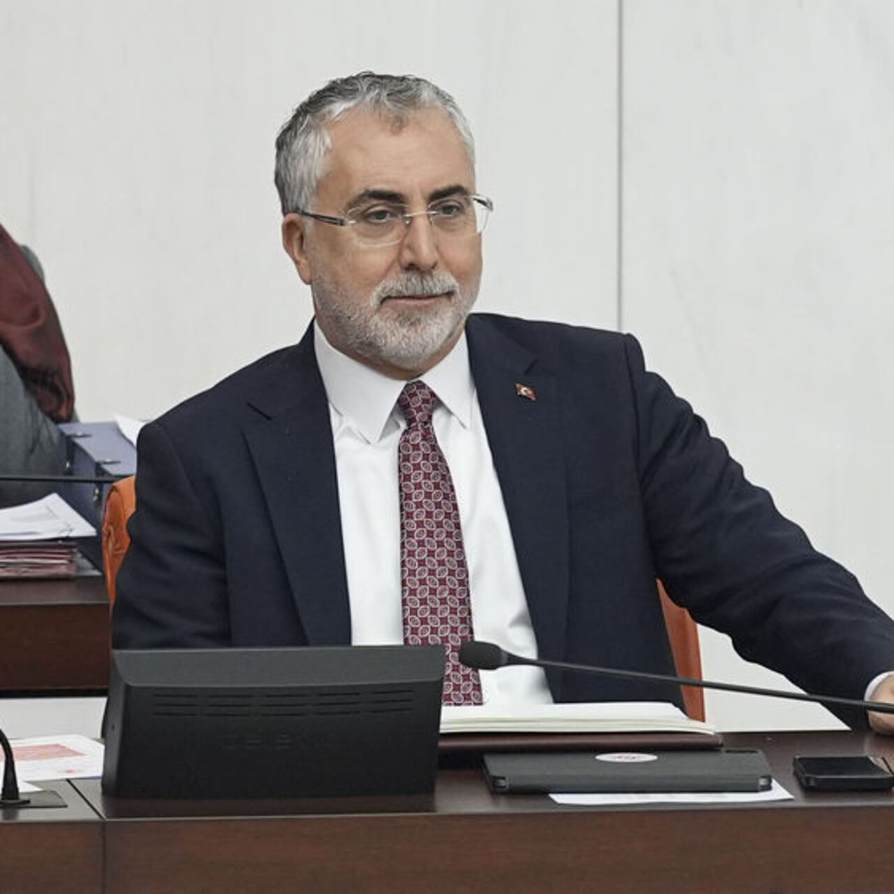 Bakan Işıkhan'dan asgari ücret yorumu