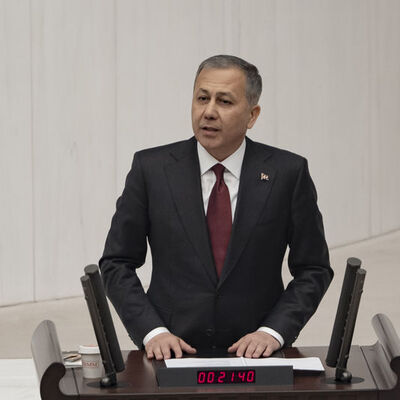 Bakan Yerlikaya, Suriyeli sayısını açıkladı