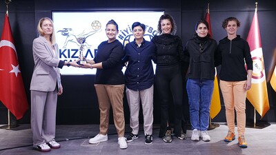 İyi futbol ödülleri, sahiplerini buldu