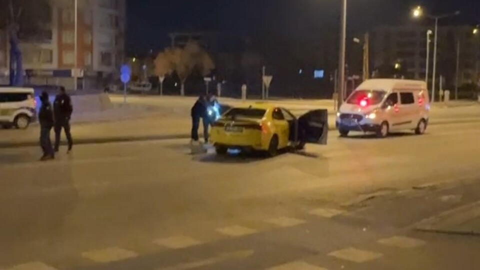 Harçlığını çıkarmak için taksicilik yapan üniversiteliyi öldürdüler!