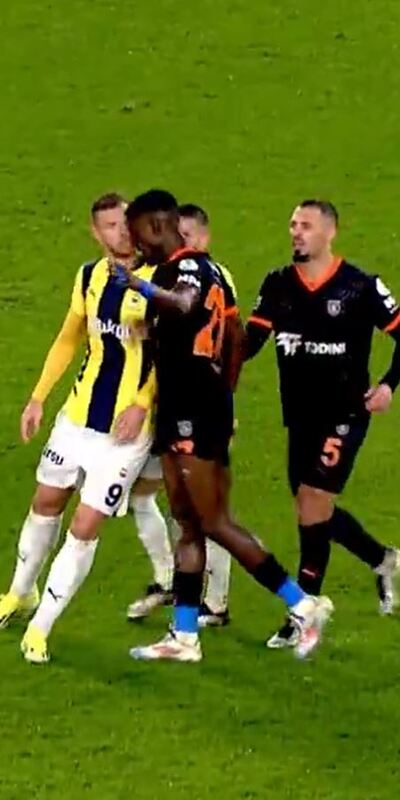  Kafa attı: Başakşehir 10 kişi kaldı!