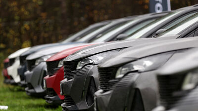 Otomotiv pazarında ithalat hız kesmiyor