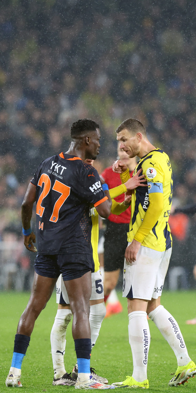  "Dzeko ve takım arkadaşlarımdan özür dilerim"