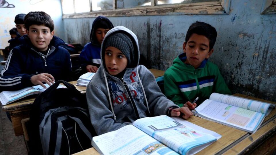 İngiltere'den Suriye'ye acil yardım