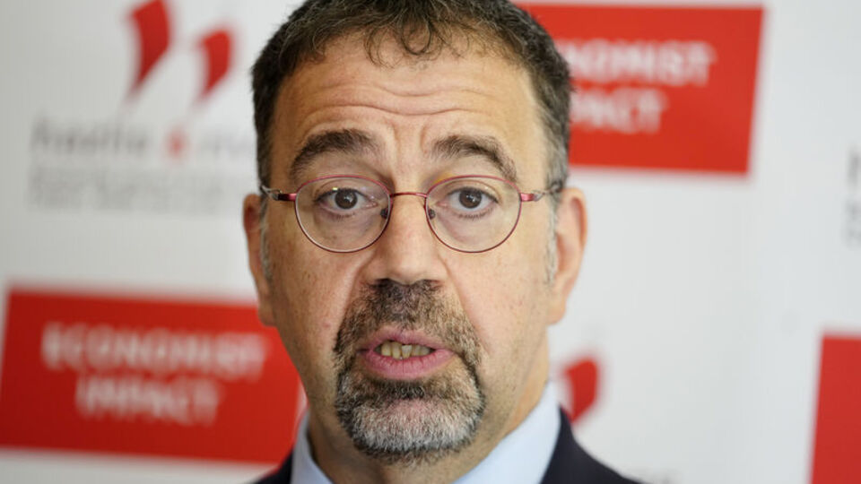 "Asgari ücreti yüzde 50'ye de çıkarsanız gelirleri artıramazsınız"