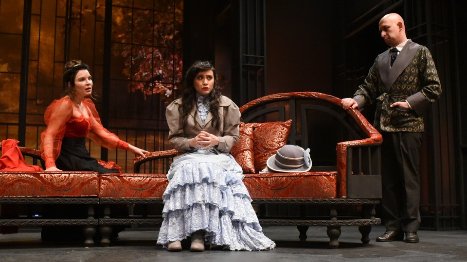 Adana Şehir Tiyatroları'ndan 'Hedda Gabler'