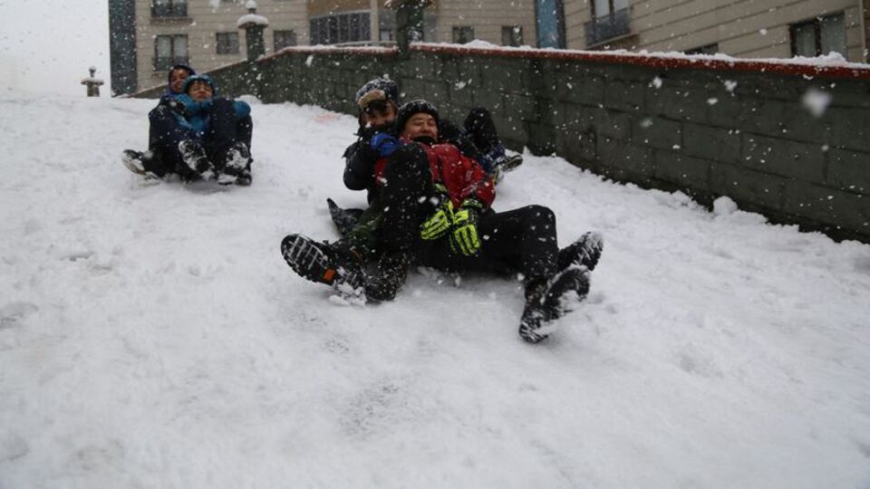 İki ilde okullar tatil edildi