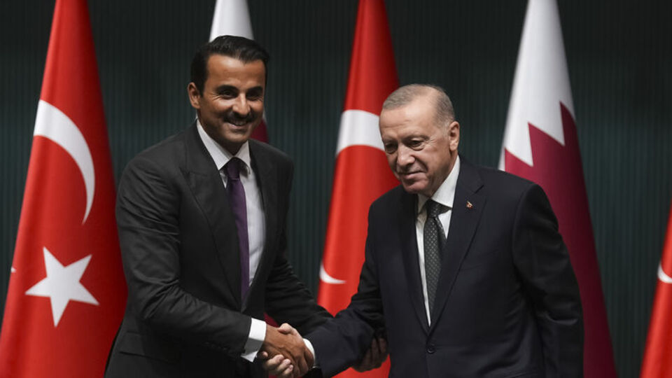 Cumhurbaşkanı Erdoğan Katar Emiri'yle görüştü