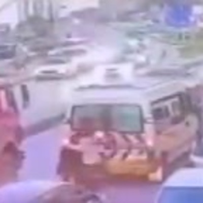 Gaziosmanpaşa’da su tankerinin 15 yaşındaki Asel'e çarptığı anlar güvenlik kamerasında