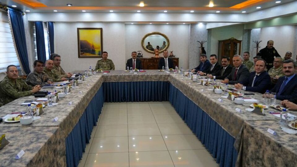 Hakkari'de sınır güvenliği toplantısı