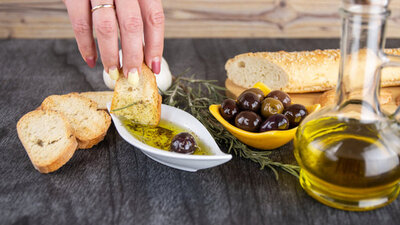 Zeytinyağı kahvaltıda nasıl yenir?