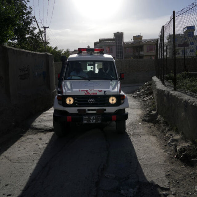 Afganistan'da trafik kazası: Çok sayıda can kaybı var!