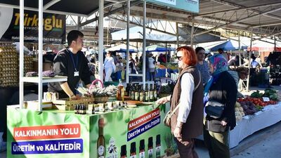 Didim Belediyesi ürünleri semt pazarında